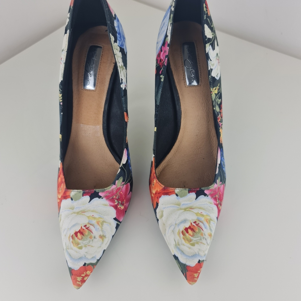 Halogen Floral Pointed Toe Stiletto Heels Size 9.5M Pumps - Picture 3 of 15